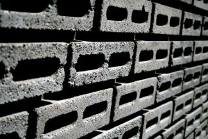 Read more about the article Blocos de concreto: tipos, estruturais, fechamento e canaletas